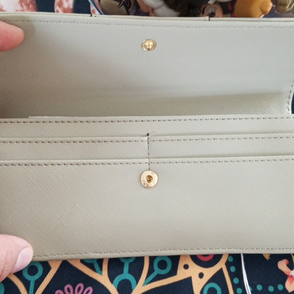 Steve Madden wallet - Picture 2 of 3